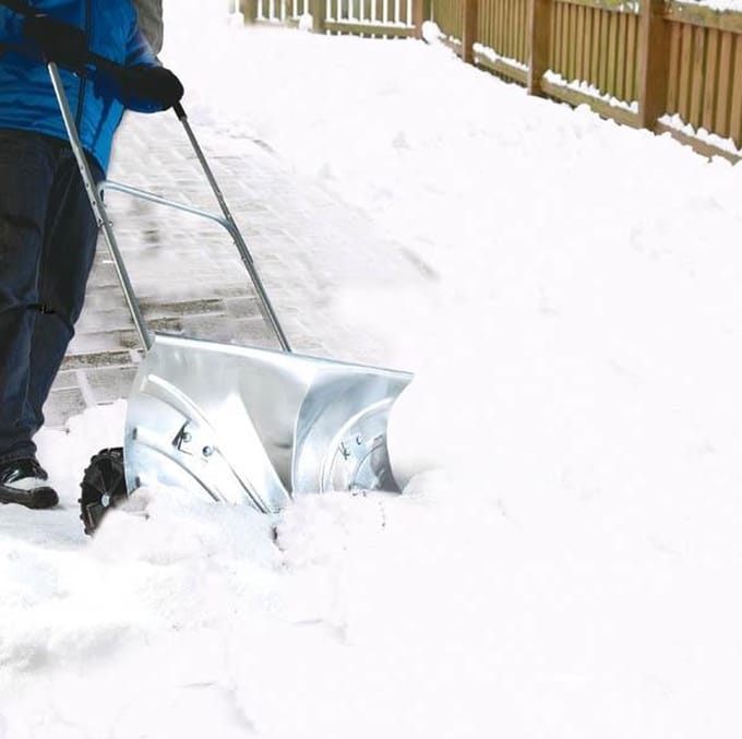Westfalia Sneeuwschuiver op wieltjes, Sterk en Robuust