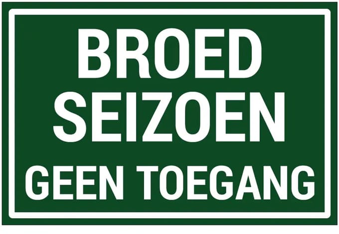 Broedseizoen geen toegang sticker | 30 x 20 cm