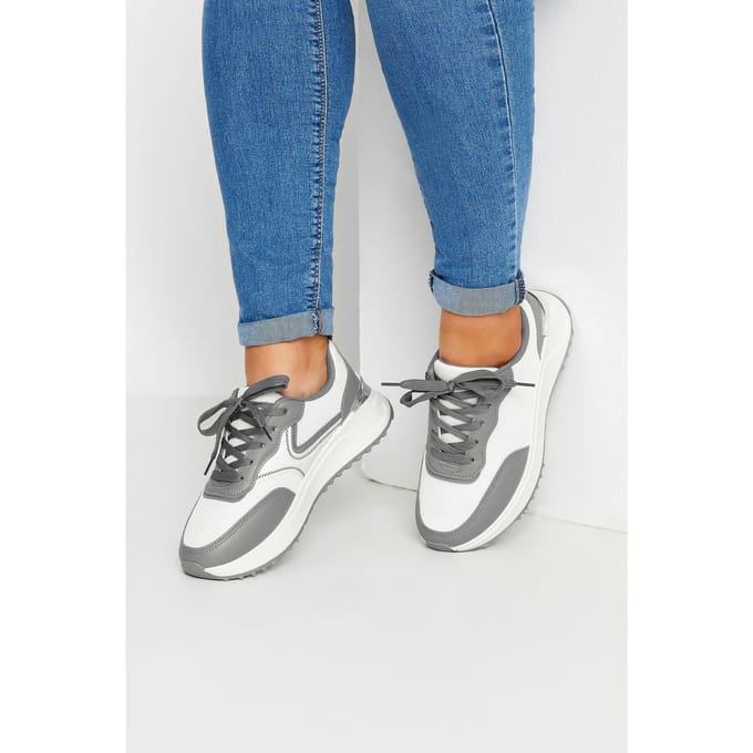 Yours Chunky Sneakers Met Contrast In Een Brede Pasvorm In Wit/Grijssize 41E