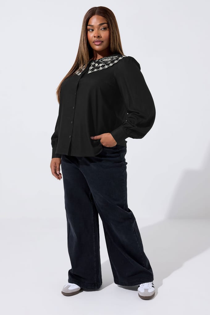 Limited Collection Zwarte Geborduurde Oversized Kraag Top Size 48