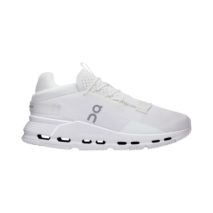 Sportieve ON Running M Cloudnova 2 42 1/2 Heren