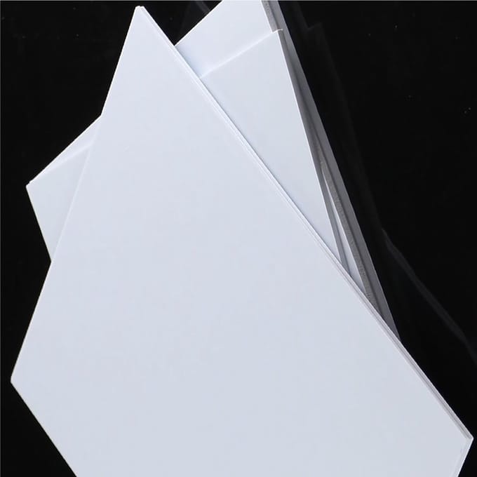 ABS Plastic Plaat - Thermovormbaar Vel - Doe-het-zelf Projecten - Slagvast en Flexibel - 20x25cm 5mm - Wit