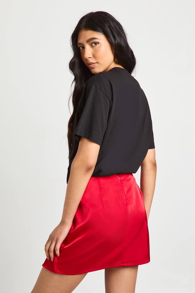 boohoo Dames Lange Kanten Insert Satijnen Mini Rok | Red | Maat: 8