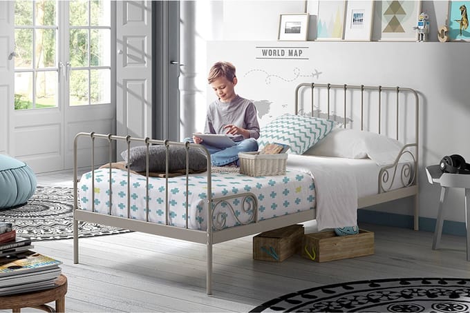 Vipack Alice Metalen Bedframe met Lattenbodem - Kinderbed - 90x200 cm - Grijs
