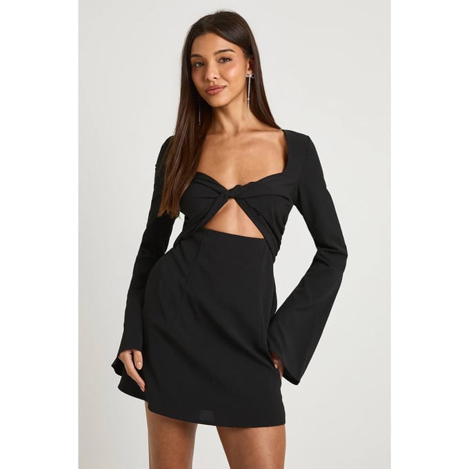 boohoo Dames Satijnmix skaterjurk met geflarede mouwen | Black | Maat: 10