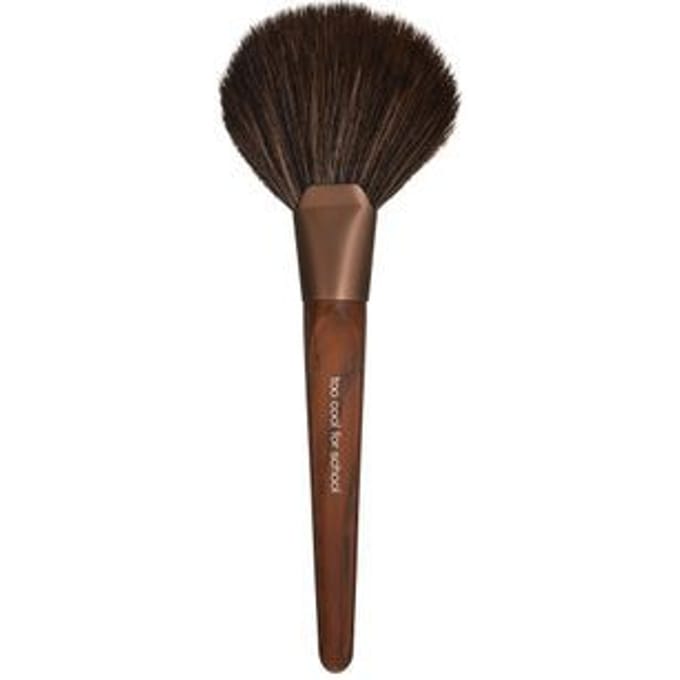 too cool for school - Artist Vegan Powder Fan Brush 1 pc