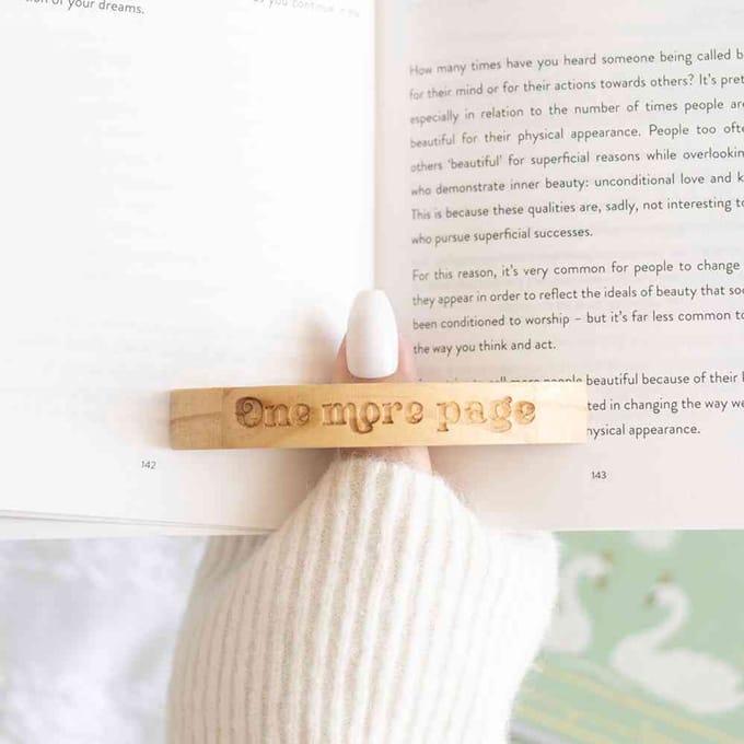 Something Different - Book Worm Thumb Page Holder Boekenlegger - Multicolours