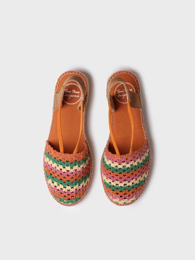 Platte espadrilles voor dames van veelkleurig haakwerk | EMILIA