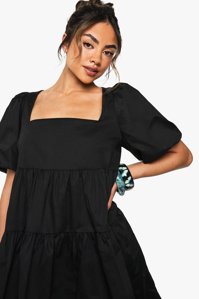 boohoo Dames Cotton Poplin Puff Sleeve Tiered Mini Dress | Black | Maat: 8