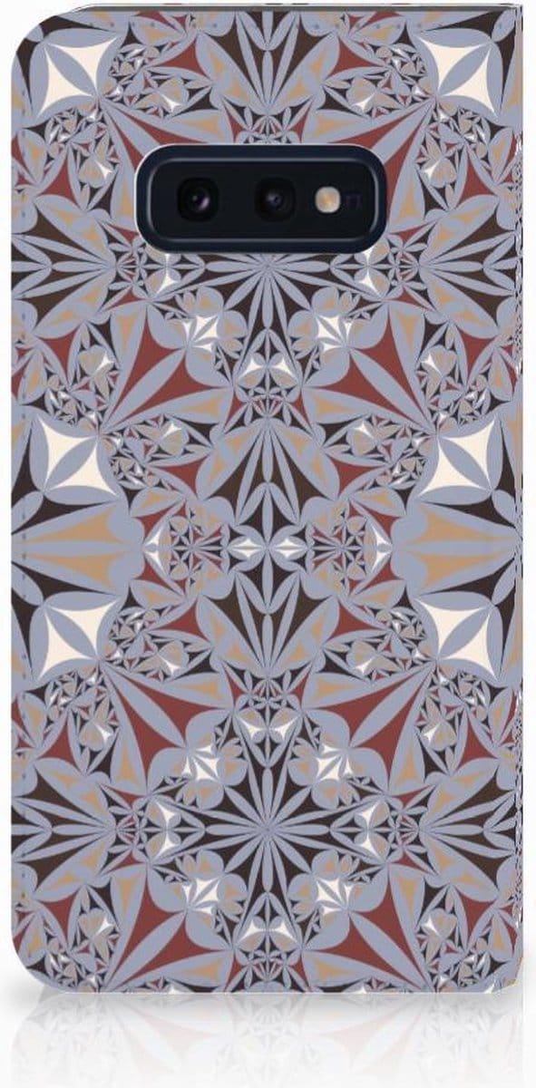 Samsung Galaxy S10e Standcase Flower Tiles