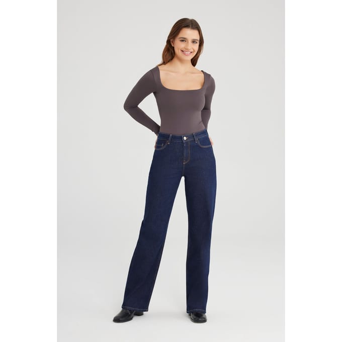 Nova jeans met middelhoge taille, normale lengte, 5 zakken, onbewerkt