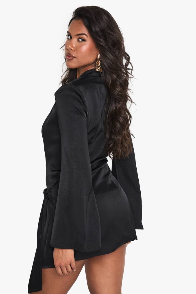 boohoo Dames Crinkle Wrap Blazerjurk | Black | Maat: 10