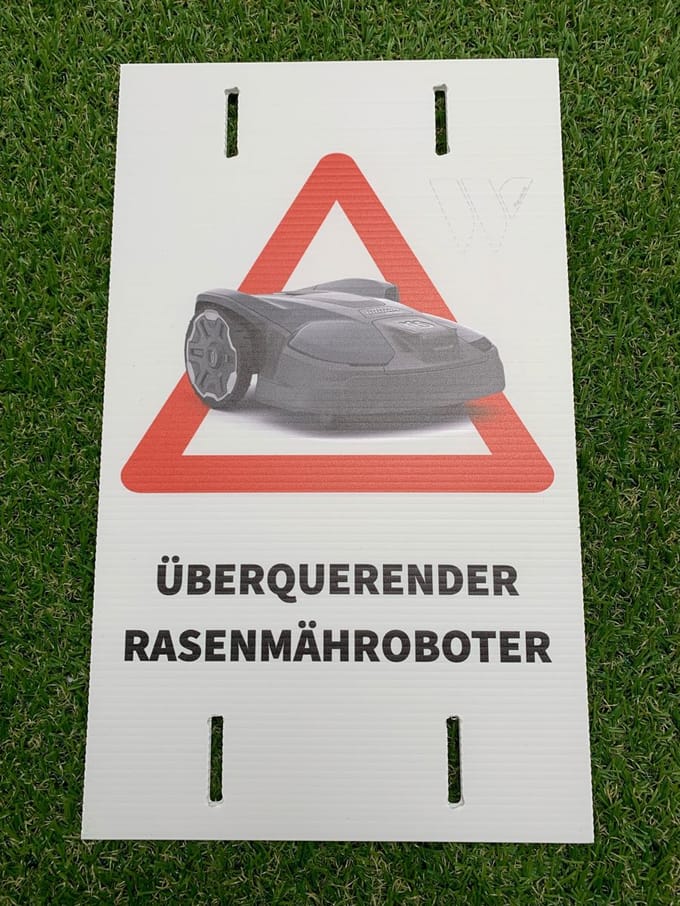 Bordje overstekende robotmaaier 37x23 de