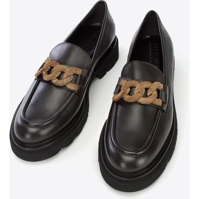 Wittchen Dames Leren Mocassins met Decoratieve Ketting op Platform Donkerbruin