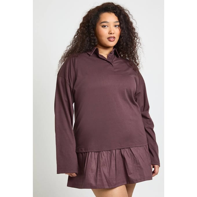 boohoo Dames Plus Frill Zoom T-Shirt Jurk | Chocoladebruin | Maat: 44