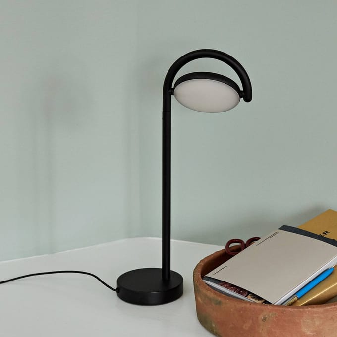 HAY - Marselis Tafellamp - soft black - zwart
