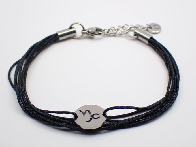 Colure® armband sterrenbeeld Steenbok zwart koord