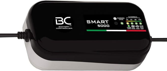 Slimme Universele Acculader met Automatische Temperatuurcompensatie voor Auto en Motor