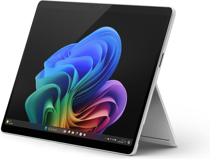 Microsoft Surface Pro 11 - 13" OLED touchscreen - SnapDragon Elite X1E80-100 - 16GB - 512GB - Windows 11 Home