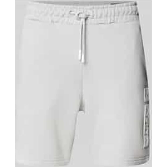 Regular fit sweatshorts met labelprint