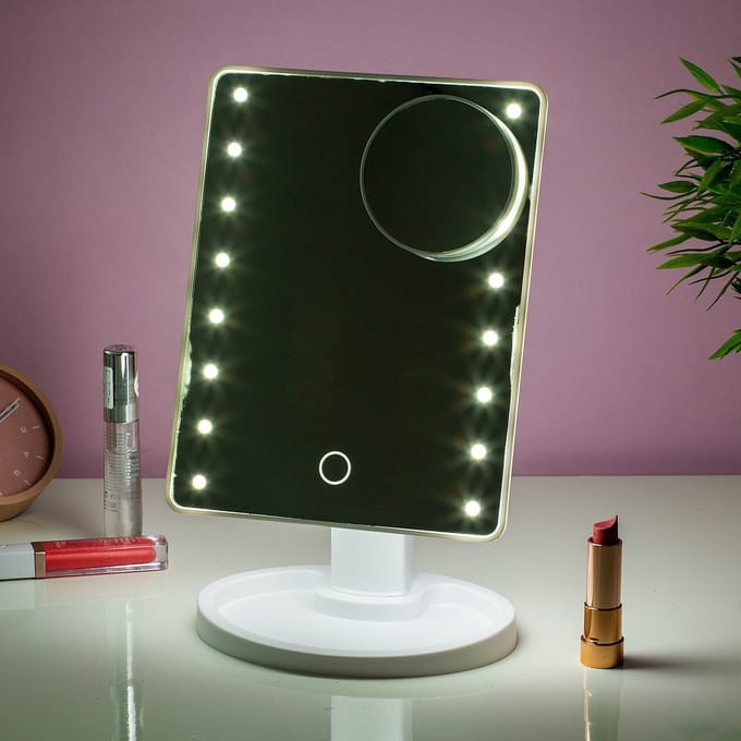 Make-Up spiegel met 16 leds en vergrootspiegel 28 x 20 cm (AA) bat exl.