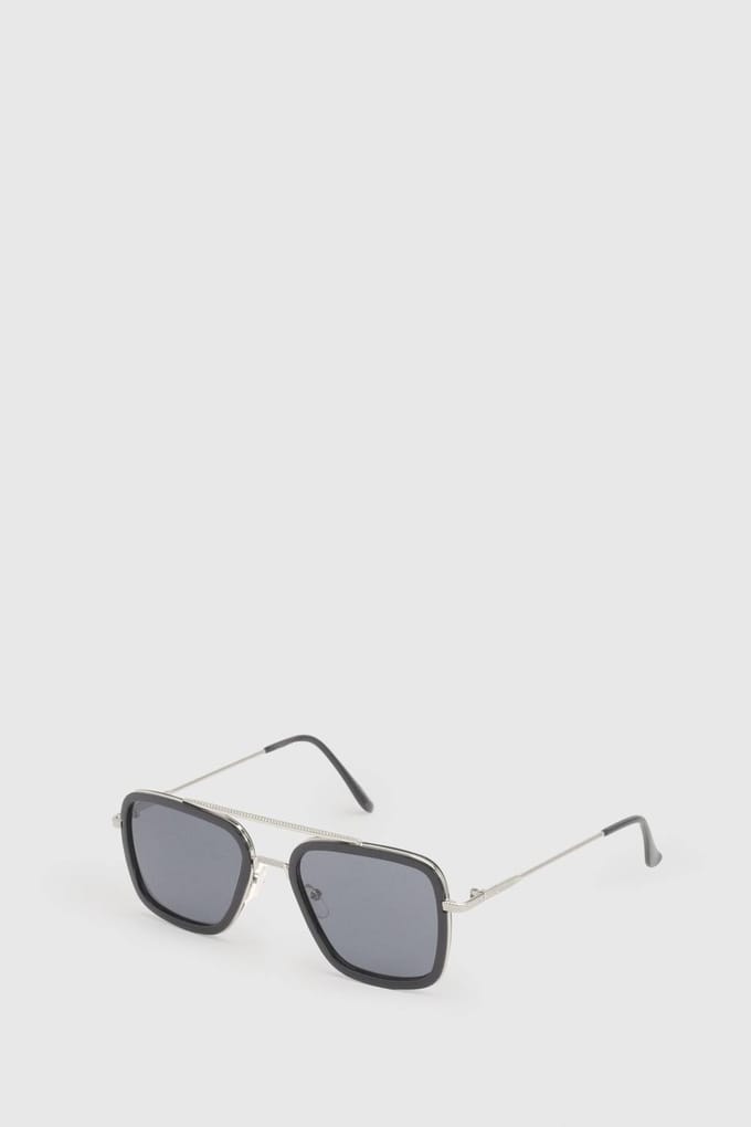 boohoo Dames Metalen Pilotenzonnebril | Zwart