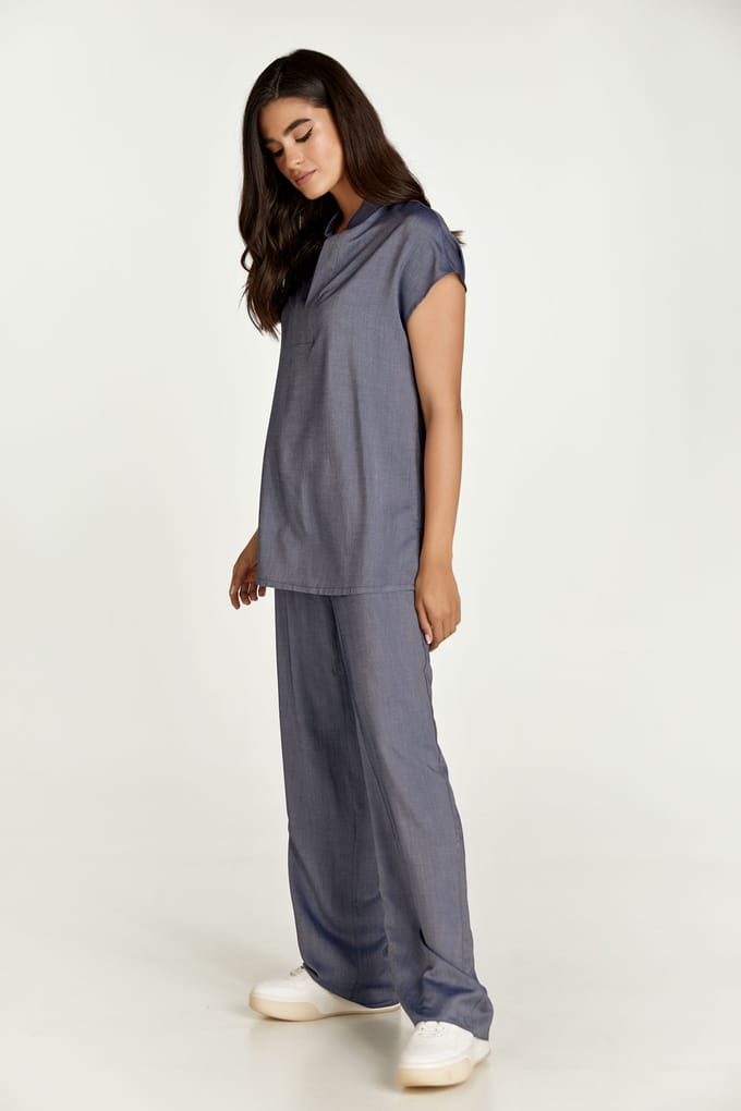 Blauwe denim broek met wijde pijpen