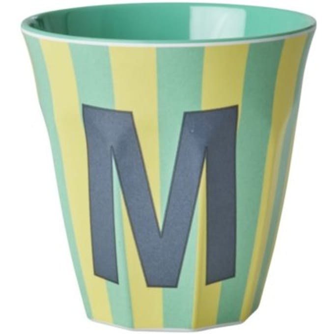 Rice melamine beker medium gestreept letter m, groen