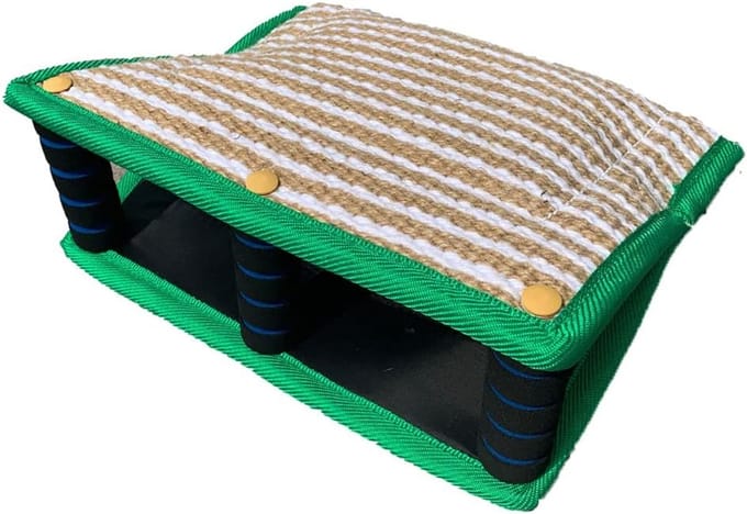 Honden Trainings Sleeve - Bijtsleeve - Hondentraining - 3 Handvatten - 35x23x13cm - Groen
