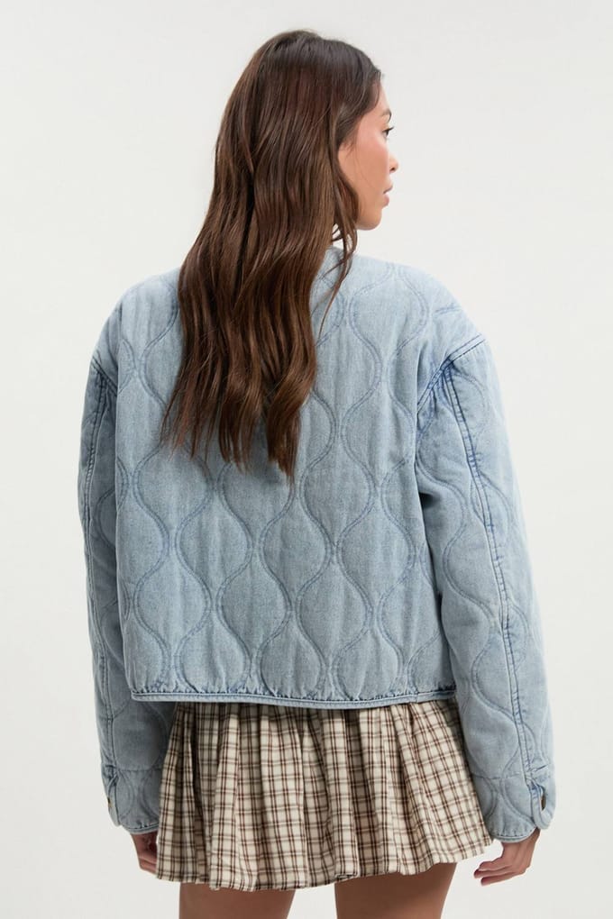 boohoo Dames Gewatteerde spijkerjas | Bleach Wash | Maat: 12