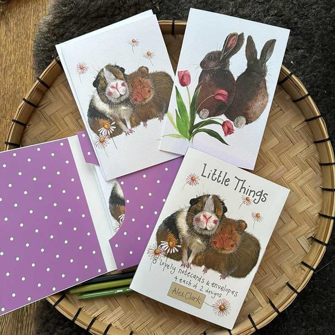 Alex Clark Notecards & Envelopes ~ Kaartenbox Konijn en Cavia 'Little Things'