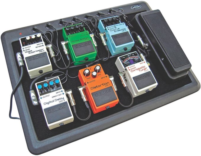 SKB - Pedalboard met 8 poorten - met EU-stekker