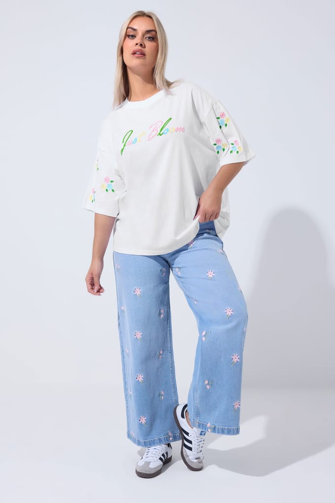 Limited Collection Wit 'Just Bloom' Tshirt Met Geborduurde Bloemen Size 38