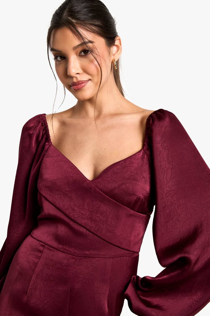 boohoo Dames Textured Satin Wrap Jumpsuit | Plum | Maat: 10