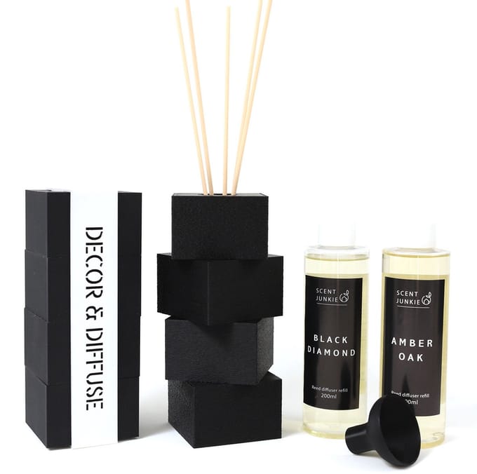 Zwarte Geurstokjeshouder Structuur – Luxe Diffuser Set Amber Oak en Black Diamond – Navulbare Geurstokjes 400 ml – Stijlvol Huisparfum Cadeau