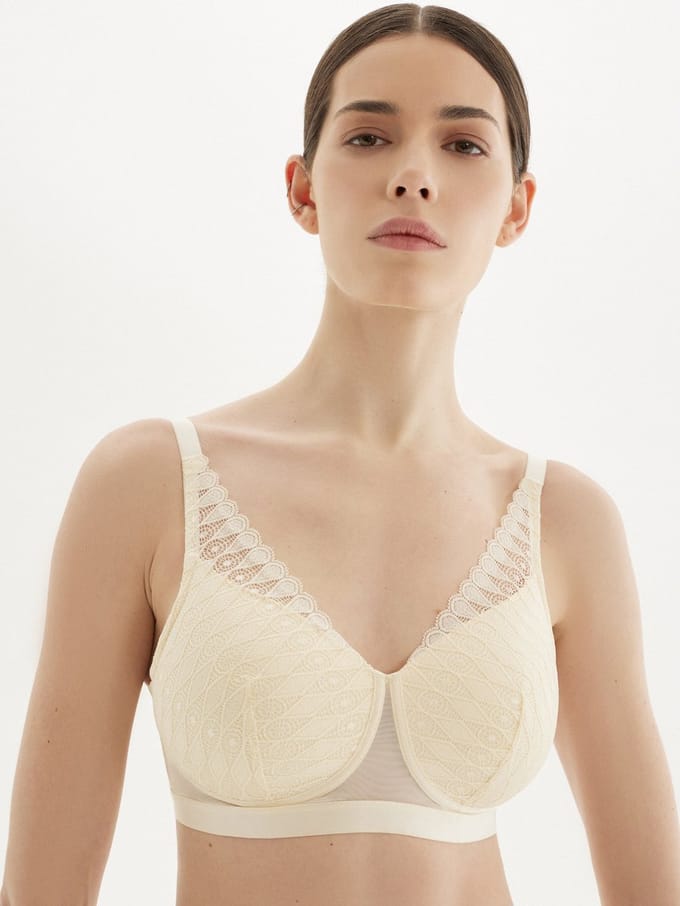 Megami Lambada Voorgevormde Prothese Bralette Antique White Ivoor 75 A