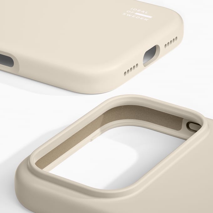 iDeal of Sweden Silicone Case geschikt voor MagSafe geschikt voor iPhone 17 Pro Max - Cloud Dancer