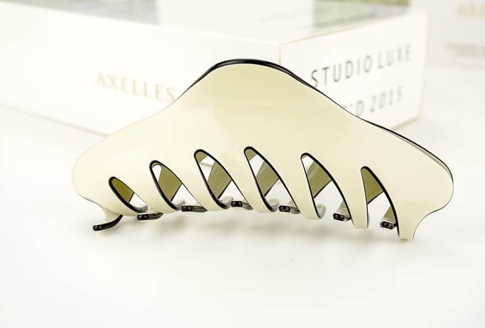 Luxe Haarklem 12 cm (Sierklem) in geschenkdoos (gebroken wit)