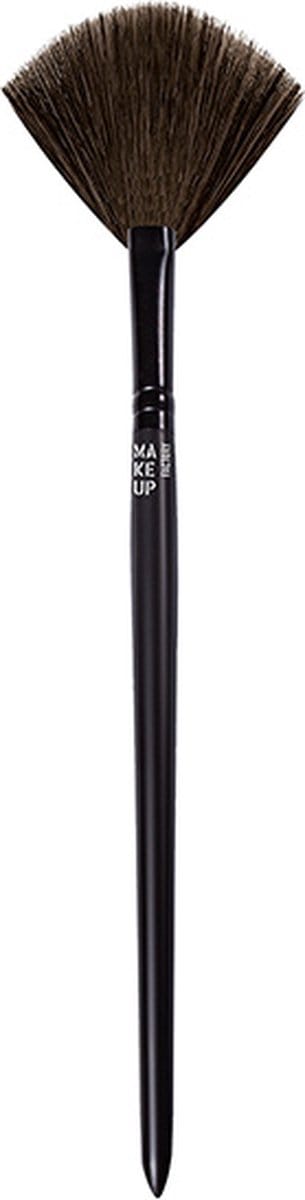 Make Up Factory Highlighter Kwast