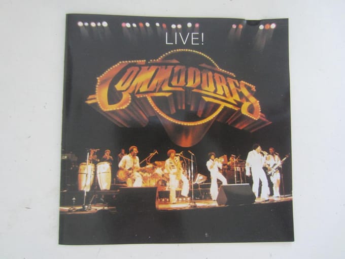 Commodores - Live!