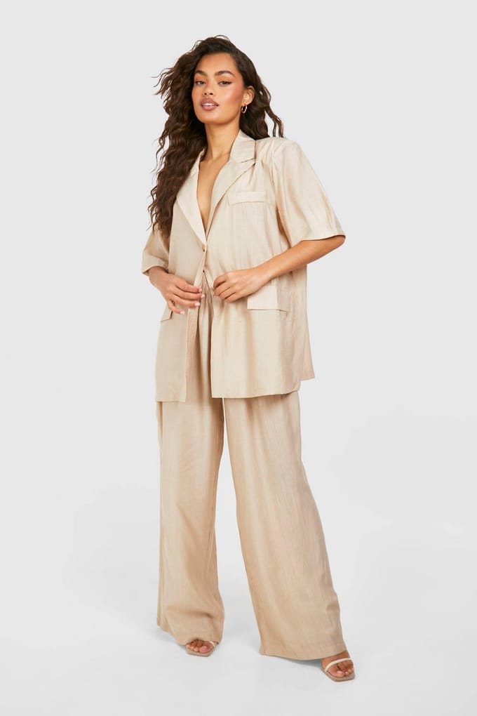 boohoo Dames Textured Crinkle Short Sleeved Blazer | Taupe | Maat: 34