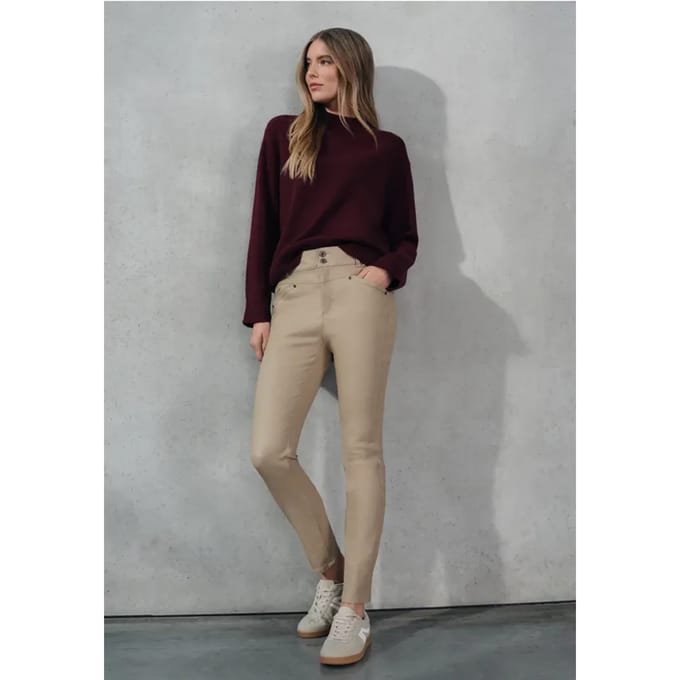 Slim Fit broek met coating
