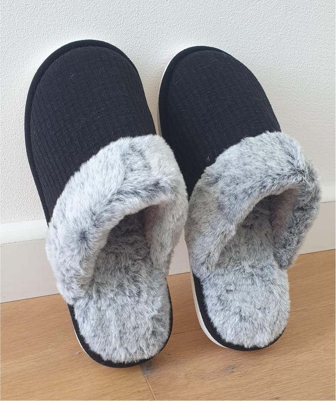 SUNMOOL Pantoffels - Sloffen - Maat 39/40_250cm - Zwart