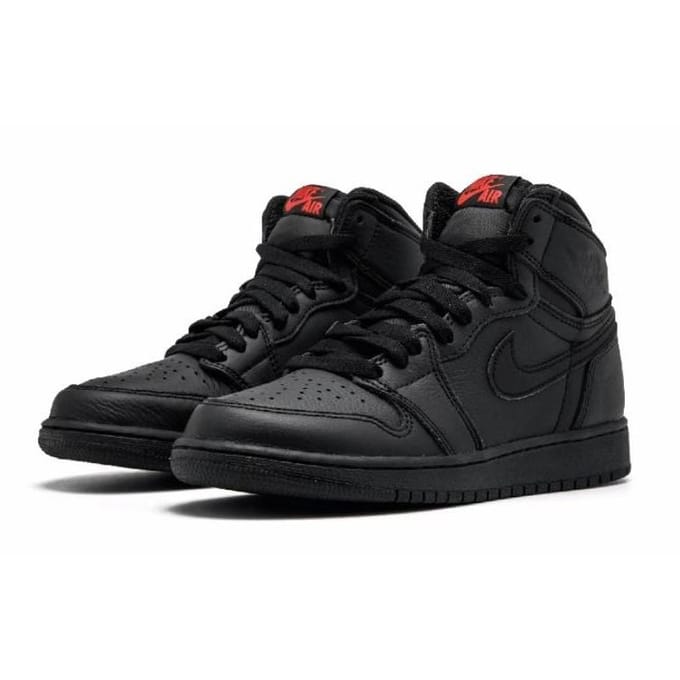 JORDAN 1 Retro High OG Essentials Zwart GS 575441-022 38 black