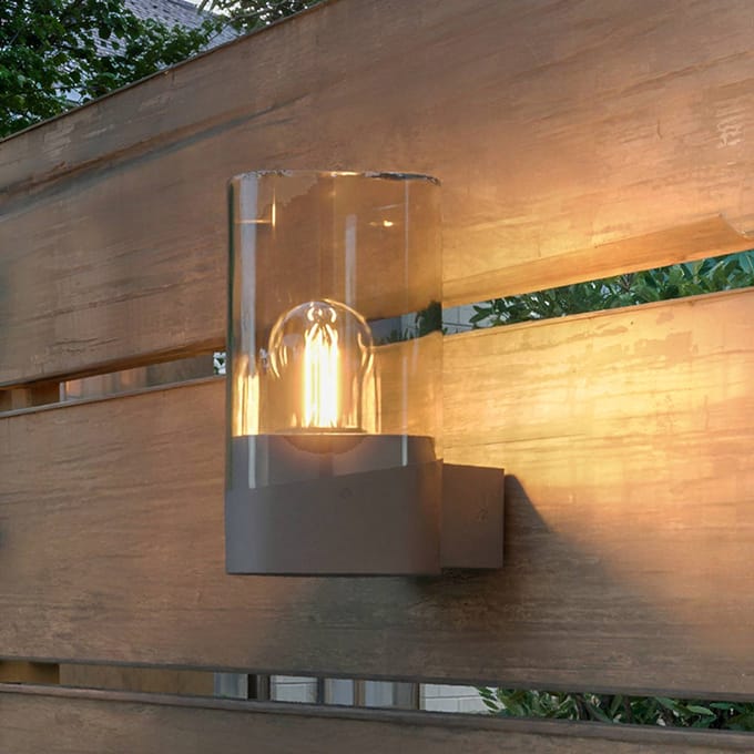 Philips Nayl Wandlamp - Buitenverlichting - E27 LED-lamp meegeleverd - Warmwit licht: 2700K - Antraciet - PowerShield coating