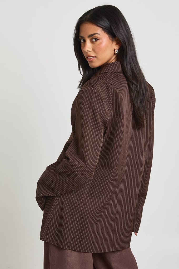 boohoo Dames Pinstripe oversized op maat gemaakte blazer | Chocolate | Maat: 8