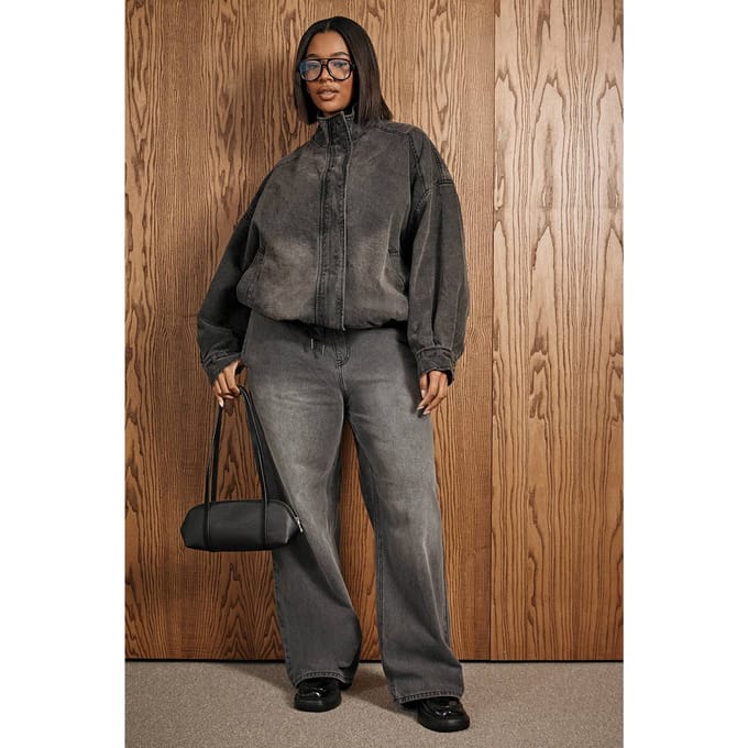 boohoo Dames Plus gewassen spijkerbroek met elastische tailleband | Washed Black | Maat: 16