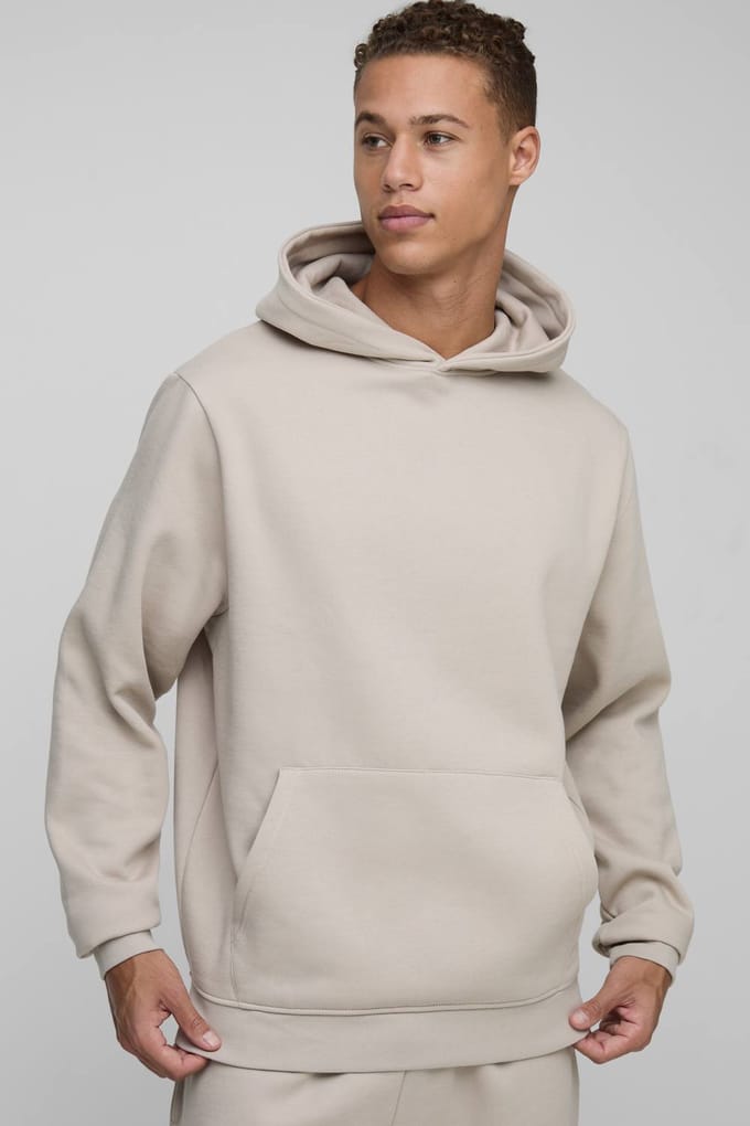 Lange Basic Hoodie met regular fit, die over het hoofd wordt aangetrokken. | Stone | Size Medium
