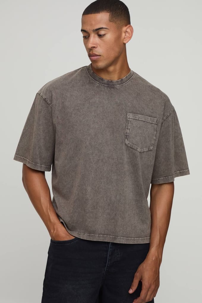 Essentieel Gewassen Oversized Boxy T-shirt Met Borstzak | Chocolate | Size Medium