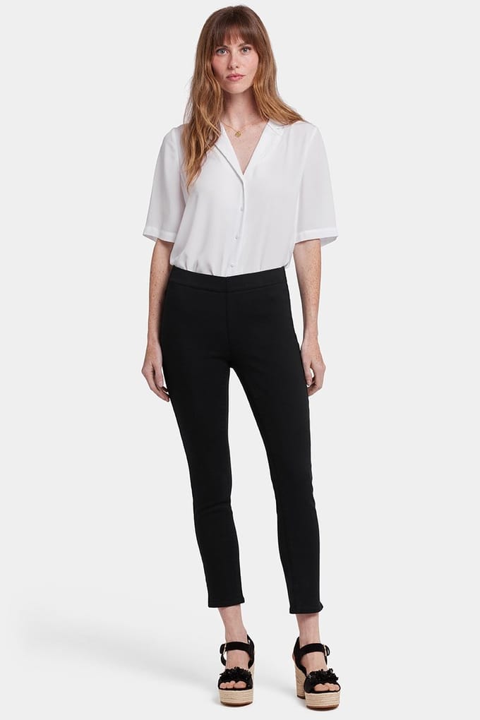 Ami Skinny Enkellange Pull-On Jeans In Soft-Contour Denim™ Met Zij-splitten